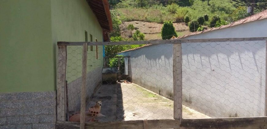 ÓTIMA CASA NO BAIRRO MONTEIRO EM DELFIM MOREIRA