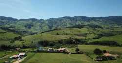 LINDA SÍTIO NO BAIRRO DOS FREIRES MUNICÍPIO DE PIRANGUÇU/MG