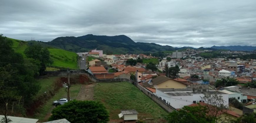 VENDO BELO APARTAMENTO NA CHÁCARA DAS MOÇAS EM ITAJUBÁ-MG