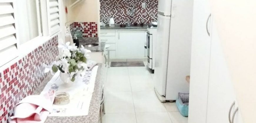 VENDO SOBRADO NO BAIRRO SANTO ANTÔNIO EM ITAJUBÁ-MG