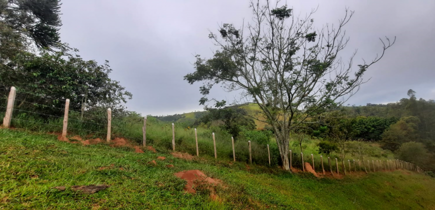 OPORTUNIDADE IMPERDÍVEL! BELÍSSIMO SÍTIO DE 2 ALQUEIRES, BAIRRO BOA VISTA, PIRANGUÇU/MG