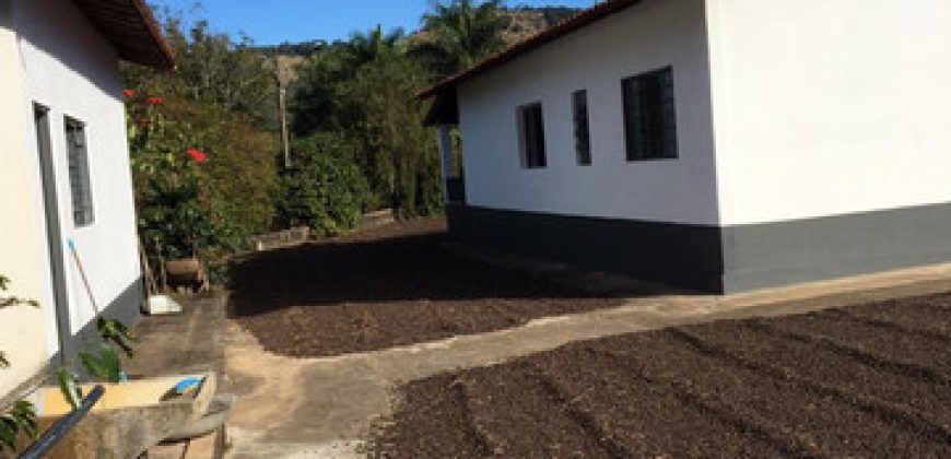 BELÍSSIMA FAZENDA DE 56.072 HECTARES, COM PLANTAÇÃO DE CAFÉ, EM ALBERTINA/MG