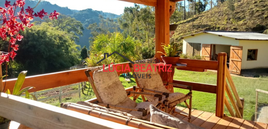 MARAVILHOSO SÍTIO BAIRRO QUATIS DE CIMA, COM 2,48 HECTARES, EM MARMELÓPOLIS/MG