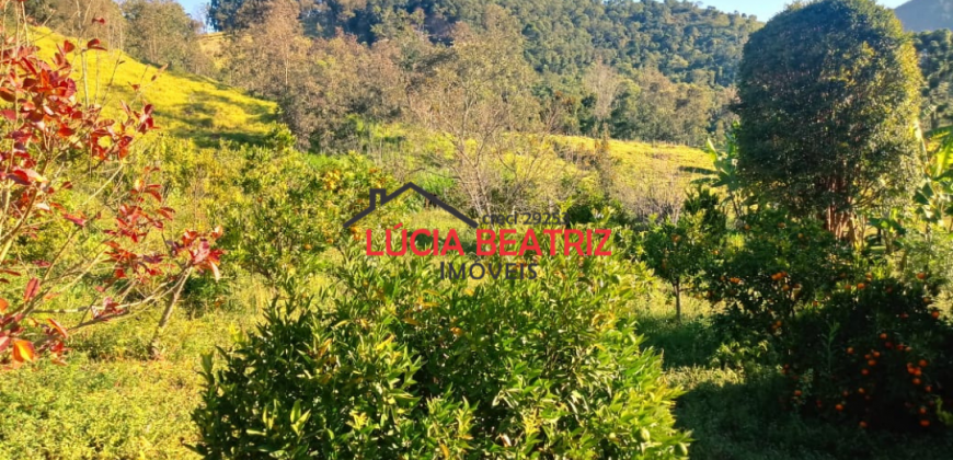 MARAVILHOSO SÍTIO BAIRRO QUATIS DE CIMA, COM 2,48 HECTARES, EM MARMELÓPOLIS/MG