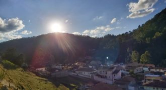 ÓTIMO LOTE, COM TERRENO DE 250m², EM MARMELÓPOLIS/MG