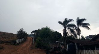 ÓTIMA FAZENDA COM 22,5 ALQUEIRES EM CALDAS/MG