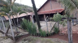 Maravilhosa Chácara de 3.800 m², na Estrada do Anhumas, em Itajubá/MG