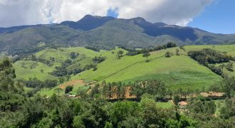 Excelente sítio de 2 Alqueires com Belíssima vista!! Em Marmelopolis- MG