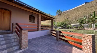 Um Verdadeiro Paraíso na Serra da Mantiqueira! Chácara com 1.800m², Itajubá, Sul de Minas Gerais